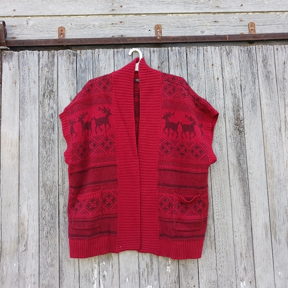 Womens Eddie Bauer Reindeer Fair Isle Cardigan Chunky Knit Sleeveless Sz M/L Red - Picture 1 of 5